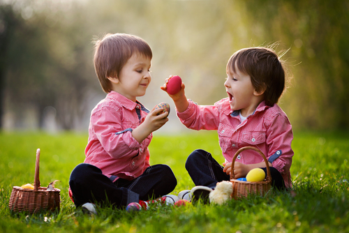 Enséñales a tus hijos a ser generosos en esta temporada navideña